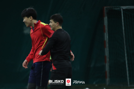 <a href="https://st.getinfootball.com/albums/1099879/69877dfc3e8e4_1920.jpg" target="_blank">Download original</a>