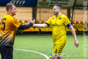 <a href="https://st.getinfootball.com/albums/1099993/699353fc527aa_1920.jpg" target="_blank">Завантажити оригінал</a>