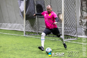 <a href="https://st.getinfootball.com/albums/1099995/6993545354892_1920.jpg" target="_blank">Завантажити оригінал</a>