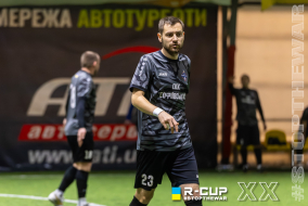 <a href="https://st.getinfootball.com/albums/1099996/6993546663855_1920.jpg" target="_blank">Завантажити оригінал</a>