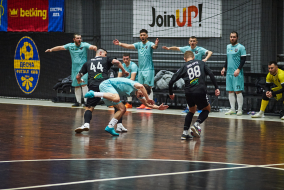 <a href="https://st.getinfootball.com/albums/1100080/69979e5688159_1920.jpg" target="_blank">Завантажити оригінал</a>