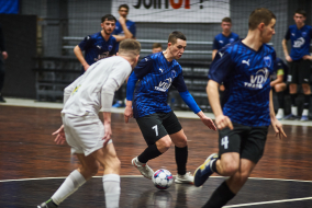 <a href="https://st.getinfootball.com/albums/1100107/699bacae2c664_1920.jpg" target="_blank">Завантажити оригінал</a>