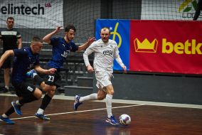 <a href="https://st.getinfootball.com/albums/1100107/699bada68de81_1920.jpg" target="_blank">Завантажити оригінал</a>