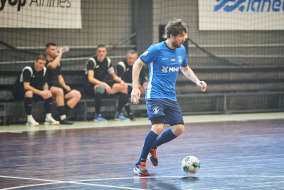 <a href="https://st.getinfootball.com/albums/1100237/69a7596a917ec_1920.jpg" target="_blank">Завантажити оригінал</a>