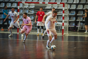 <a href="https://st.getinfootball.com/albums/1100609/69c02fe2848cc_1920.jpg" target="_blank">Завантажити оригінал</a>