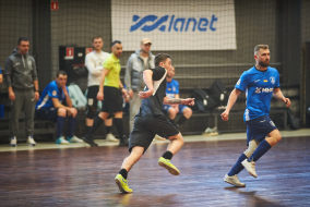 <a href="https://st.getinfootball.com/albums/1100869/69d2a394a738a_1920.jpg" target="_blank">Завантажити оригінал</a>