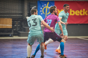 <a href="https://st.getinfootball.com/albums/1100870/69d2b862c950c_1920.jpg" target="_blank">Завантажити оригінал</a>