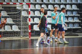 <a href="https://st.getinfootball.com/albums/1100874/69d2bdcbc4ae6_1920.jpg" target="_blank">Завантажити оригінал</a>