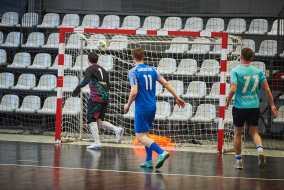 <a href="https://st.getinfootball.com/albums/1100874/69d2beede5fd5_1920.jpg" target="_blank">Завантажити оригінал</a>