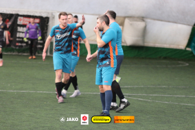 <a href="https://st.getinfootball.com/albums/1100930/69d656366db55_1920.jpg" target="_blank">Завантажити оригінал</a>