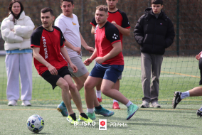 <a href="https://st.getinfootball.com/albums/1101030/69e481372506c_1920.jpg" target="_blank">Download original</a>