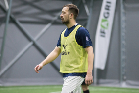 <a href="https://st.getinfootball.com/albums/1101292/69f2843bb540e_1920.jpg" target="_blank">Завантажити оригінал</a>