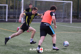 <a href="https://st.getinfootball.com/albums/1101298/69f36b786ef95_1920.jpg" target="_blank">Download original</a>