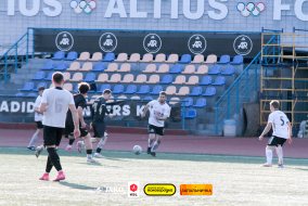 <a href="https://st.getinfootball.com/albums/1101432/69fbb6d6cd1b1_1920.jpg" target="_blank">Завантажити оригінал</a>