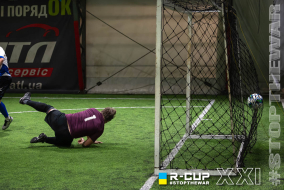 <a href="https://st.getinfootball.com/albums/1101477/6a004120a351d_1920.jpg" target="_blank">Завантажити оригінал</a>