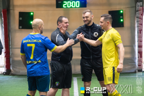 <a href="https://st.getinfootball.com/albums/1101481/6a00c242080f4_1920.jpg" target="_blank">Завантажити оригінал</a>