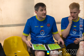 <a href="https://st.getinfootball.com/albums/1101481/6a00c295e1424_1920.jpg" target="_blank">Завантажити оригінал</a>