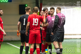 <a href="https://st.getinfootball.com/albums/1101509/6a02d2c23b1b5_1920.jpg" target="_blank">Завантажити оригінал</a>