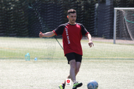 <a href="https://st.getinfootball.com/albums/1101523/6a036eb327362_1920.jpg" target="_blank">Download original</a>