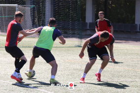 <a href="https://st.getinfootball.com/albums/1101523/6a036f11066ca_1920.jpg" target="_blank">Download original</a>