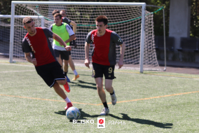<a href="https://st.getinfootball.com/albums/1101523/6a036f4caea13_1920.jpg" target="_blank">Download original</a>