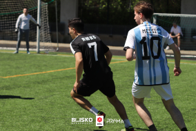 <a href="https://st.getinfootball.com/albums/1101526/6a0371035c96d_1920.jpg" target="_blank">Download original</a>
