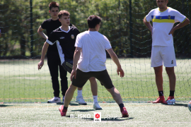 <a href="https://st.getinfootball.com/albums/1101526/6a0371f57729f_1920.jpg" target="_blank">Download original</a>