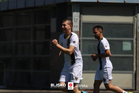 <a href="https://st.getinfootball.com/albums/1101527/6a0371ce37488_1920.jpg" target="_blank">Download original</a>