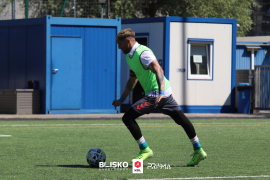<a href="https://st.getinfootball.com/albums/1101527/6a0371ea663b6_1920.jpg" target="_blank">Download original</a>