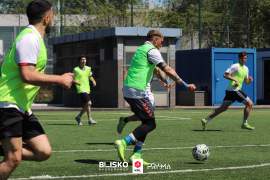<a href="https://st.getinfootball.com/albums/1101527/6a0372233f5d8_1920.jpg" target="_blank">Download original</a>