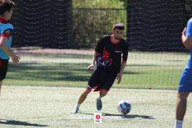 <a href="https://st.getinfootball.com/albums/1101528/6a0373349ab8a_1920.jpg" target="_blank">Download original</a>