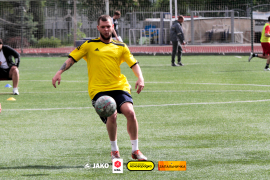 <a href="https://st.getinfootball.com/albums/1101553/6a03cf300dc2a_1920.jpg" target="_blank">Завантажити оригінал</a>