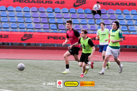 <a href="https://st.getinfootball.com/albums/1101560/6a03d1f0f4044_1920.jpg" target="_blank">Завантажити оригінал</a>