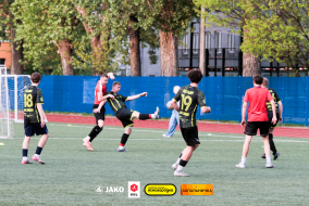 <a href="https://st.getinfootball.com/albums/1101561/6a03d1e913e12_1920.jpg" target="_blank">Завантажити оригінал</a>