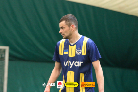 <a href="https://st.getinfootball.com/albums/1101618/6a07045fdd5e5_1920.jpg" target="_blank">Завантажити оригінал</a>