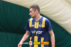 <a href="https://st.getinfootball.com/albums/1101618/6a0704645e37d_1920.jpg" target="_blank">Завантажити оригінал</a>
