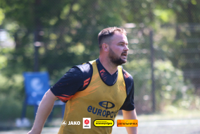 <a href="https://st.getinfootball.com/albums/1101655/6a0ac2c054837_1920.jpg" target="_blank">Завантажити оригінал</a>