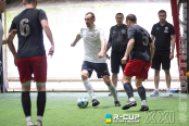 <a href="https://st.getinfootball.com/albums/1101705/6a0bfa9b1ddb2_1920.jpg" target="_blank">Завантажити оригінал</a>
