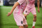 <a href="https://st.getinfootball.com/albums/1101711/6a0c6773f3456_1920.jpg" target="_blank">Завантажити оригінал</a>
