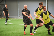 <a href="https://st.getinfootball.com/albums/1101712/6a0c6d3450808_1920.jpg" target="_blank">Завантажити оригінал</a>