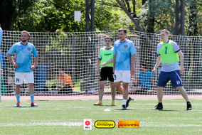 <a href="https://st.getinfootball.com/albums/1101728/6a0cbe249e4d5_1920.jpg" target="_blank">Завантажити оригінал</a>