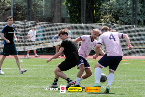 <a href="https://st.getinfootball.com/albums/1101885/6a16493c7ed87_1920.jpg" target="_blank">Завантажити оригінал</a>