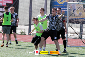 <a href="https://st.getinfootball.com/albums/1101890/6a164be76ffb0_1920.jpg" target="_blank">Завантажити оригінал</a>