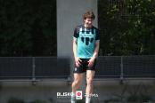 <a href="https://st.getinfootball.com/albums/1101922/6a1c63bc299fc_1920.jpg" target="_blank">Download original</a>