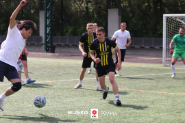 <a href="https://st.getinfootball.com/albums/1101926/6a1c668232e17_1920.jpg" target="_blank">Download original</a>
