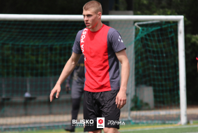 <a href="https://st.getinfootball.com/albums/1101930/6a1c6c7db2638_1920.jpg" target="_blank">Download original</a>