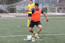 <a href="https://st.getinfootball.com/albums/1101934/6a1c6ec9aa557_1920.jpg" target="_blank">Download original</a>