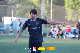 <a href="https://st.getinfootball.com/albums/1101960/6a1d7606507d8_1920.jpg" target="_blank">Завантажити оригінал</a>