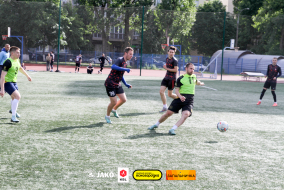 <a href="https://st.getinfootball.com/albums/1102035/6a209f5ddd353_1920.jpg" target="_blank">Завантажити оригінал</a>