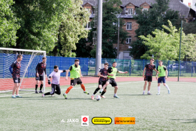 <a href="https://st.getinfootball.com/albums/1102035/6a209f7631641_1920.jpg" target="_blank">Завантажити оригінал</a>